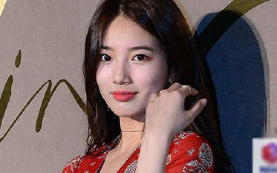Belahan Dada Pacar Lee Min Ho Dikritik Netizen