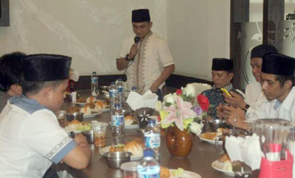 Buka Puasa Bersama PAN Pelalawan, Habibi Sampaikan Sejumlah Program dan Target Partai