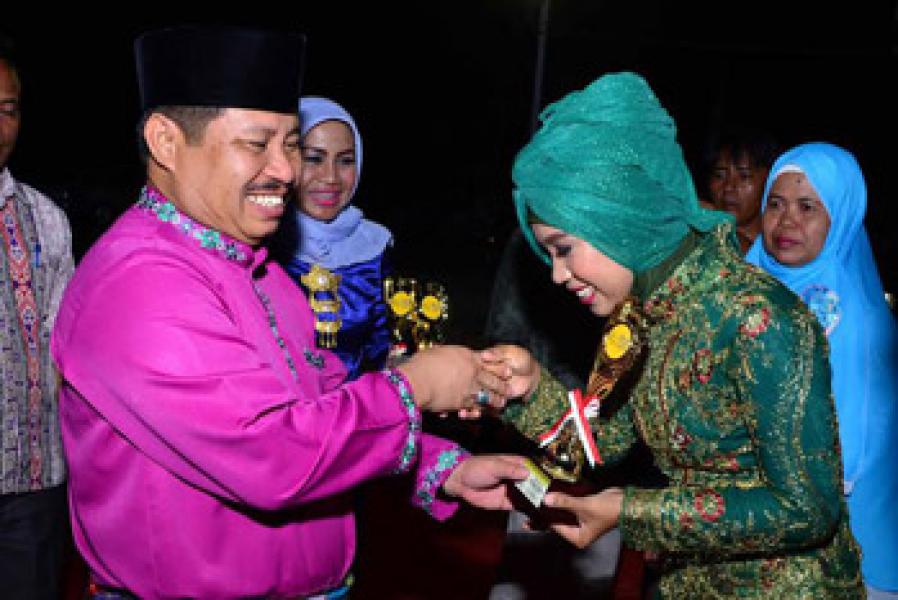 Bupati Amril: Festival Timang-Timang Laman Berkreasi dan Berinovasi Masyarakat Adat