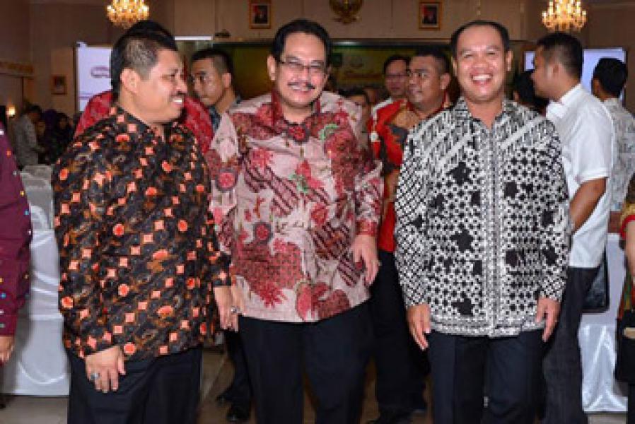 Bupati Amril Hadiri Pisah Sambut Kajati Riau