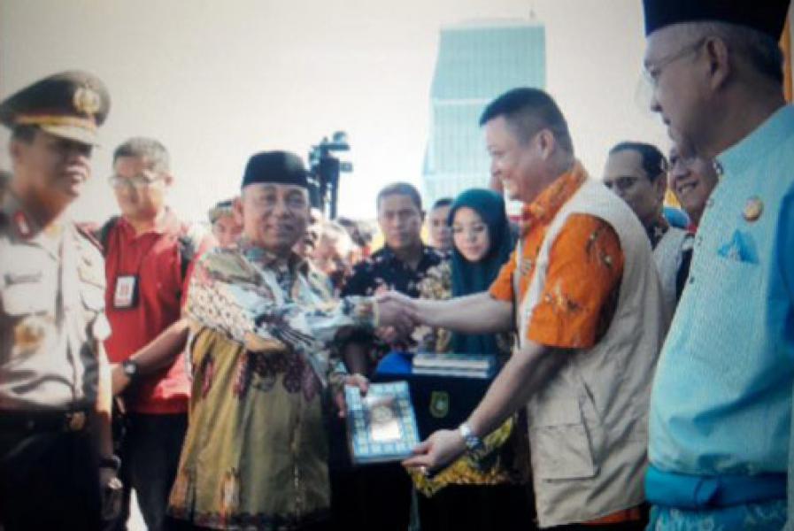 Bupati Pelalawan HM Harris Hadiri Pasar Murah Ramadhan 2016