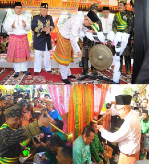 Dihadiri Gubri, Bupati Harris Buka Ritual Balimau Kasai Potang Mogang di Langgam