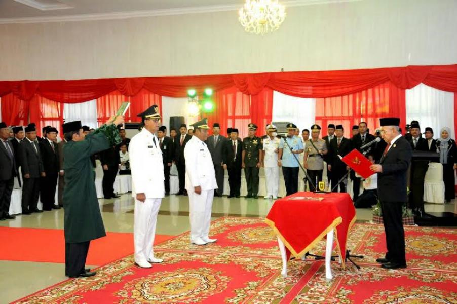 Gubernur Riau Resmi Melantik Suyatno dan Jamiludin Sebagai Bupati/Wakil Bupati Rokan Hilir Priode 2016-2021
