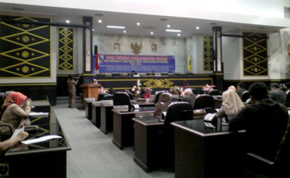 Ingin Masyarakat Bisa Bersaing di MEA, Pemko Beri Jawaban ke DPRD