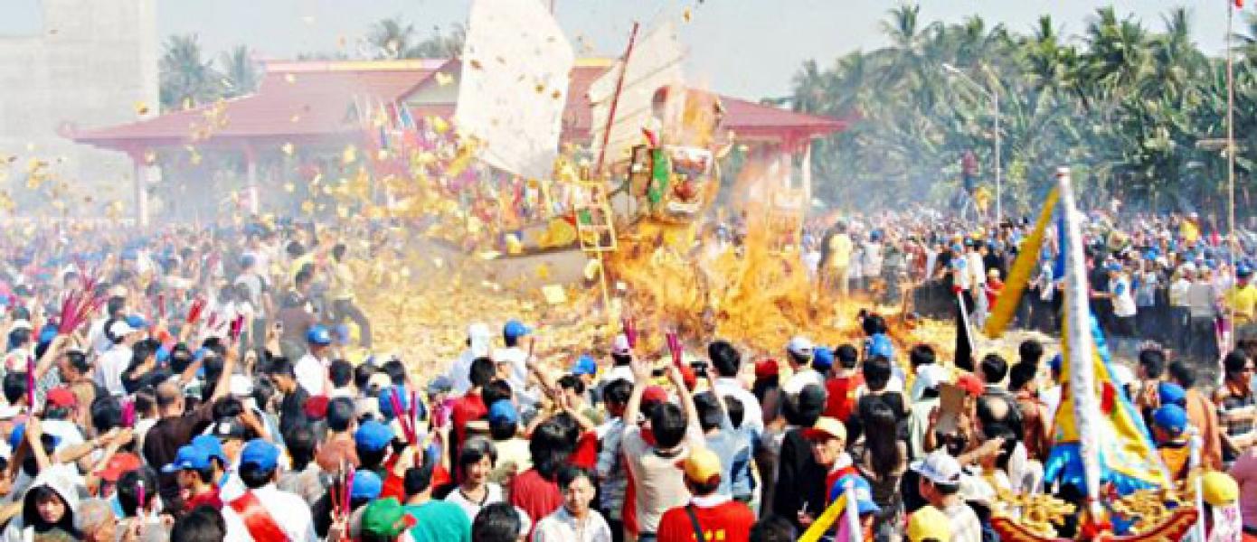 Iven Bakar Tongkang, Rumah Makan Buka di Bagan Siapiapi