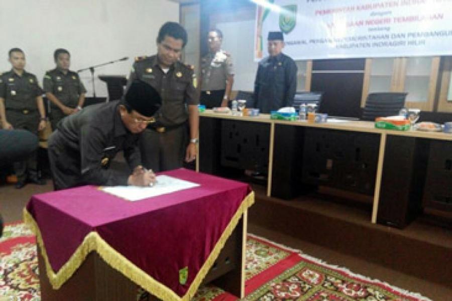 Pemkab Inhil Tanda Tangani Nota Kesepahaman TP4D Dengan Kejari Tembilahan