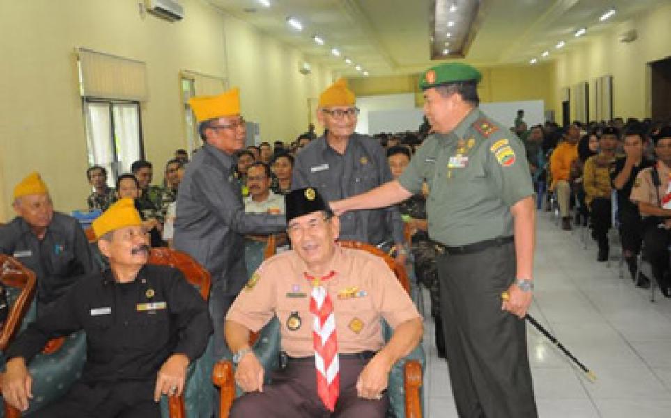 Tingkatkan Kemanunggalan TNI Dengan Masyarakat, Korem 031/Wirabima Gelar Komsos
