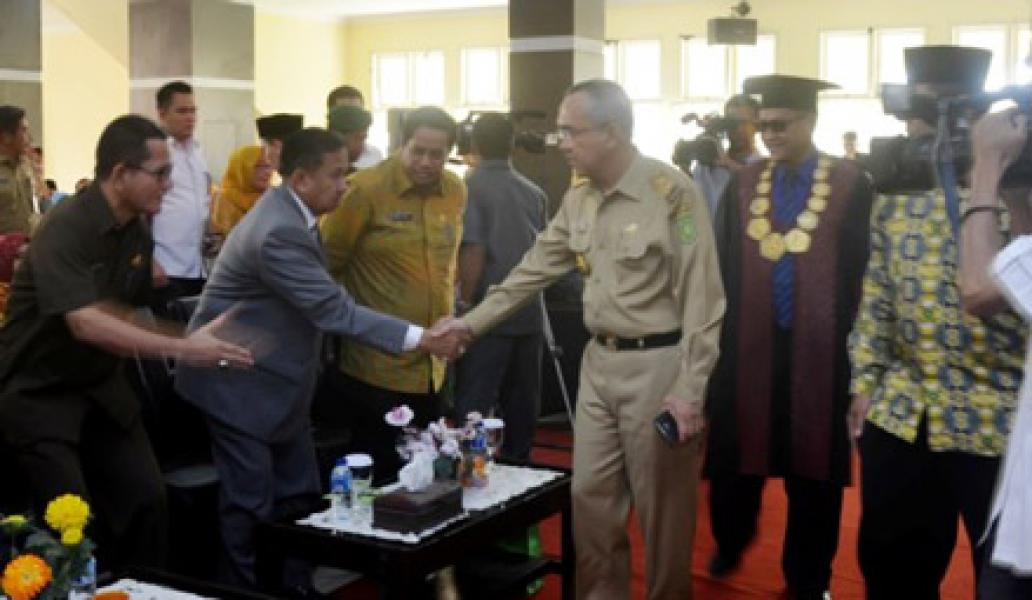 Wakil Bupati Rosman Malomo Hadiri Pengukuhan Sudi Fahmi Sebagai Guru Besar Unilak