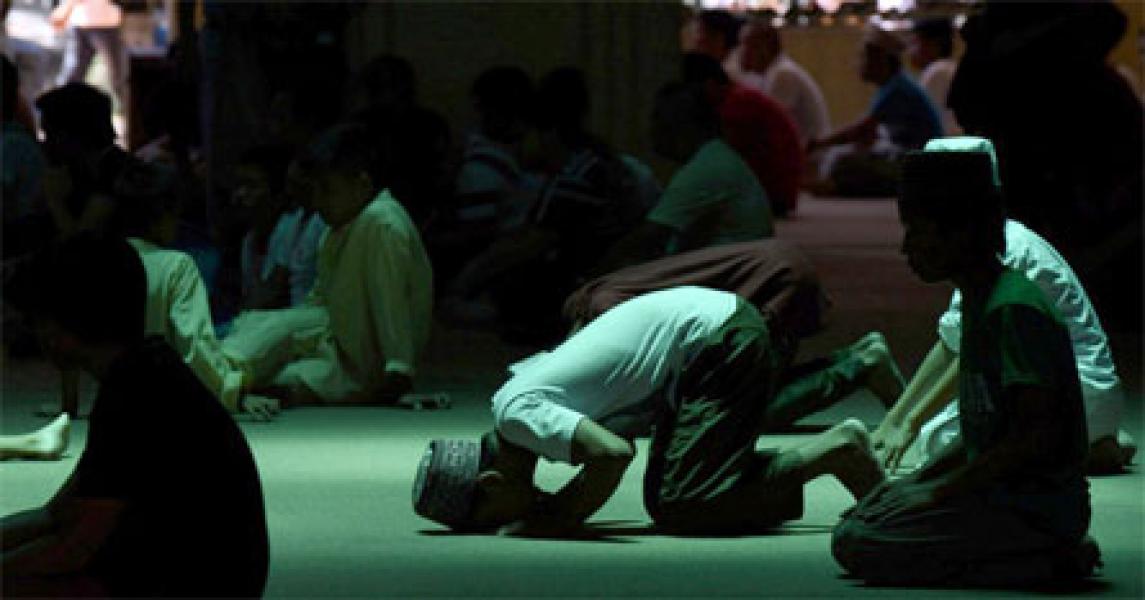 Alquran dan Sains Jelaskan Gerakan Salat Berpengaruh pada Kesehatan Manusia