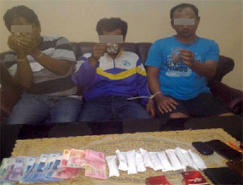 Asyik Pesta, Polsek Tapung Sergap Tiga Pelaku Ganja