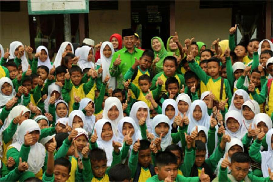 Bupati HM Wardan Bersilaturahmi ke Madrasah Saadah El Islamiyah Tembilahan