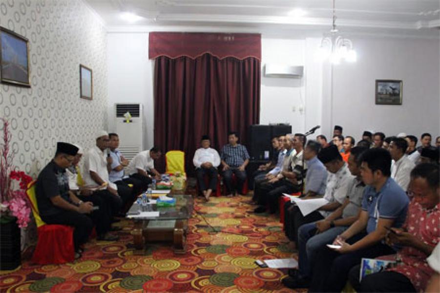 Bupati Instruksikan Jalan Bagansiapiapi-Ujung Tanjung Bersih Dari Semak