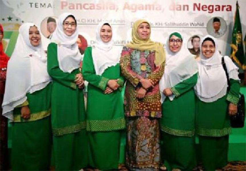 HJ Zulaikhah Wardan Hadiri Harlah Muslimat NU Ke 71 di Jakarta