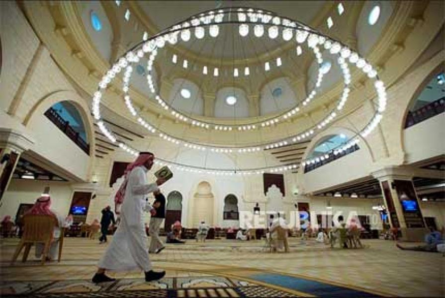 Kebiasaan Warga Saudi pada Hari Pertama Lebaran