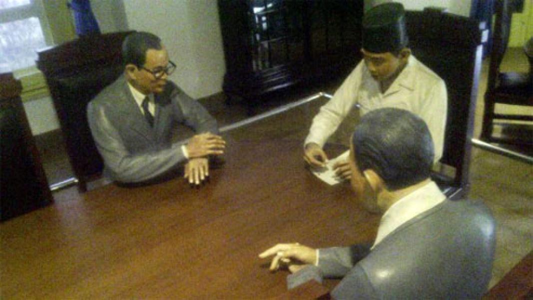 Kisah Soekarno-Hatta Sahur Sarden Campur Telur Selepas ‘Lembur’