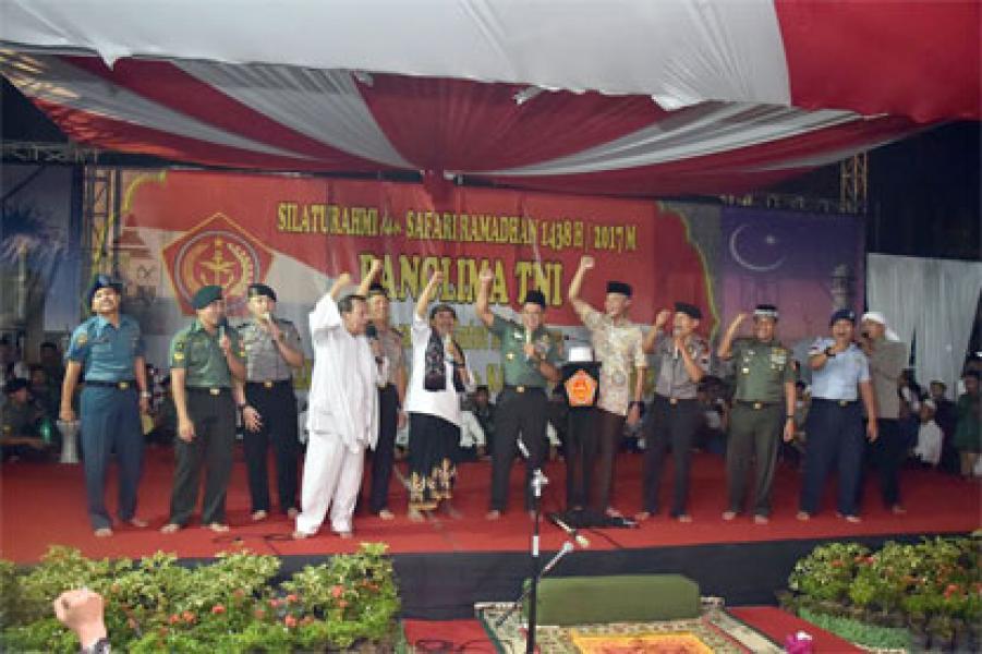 Panglima TNI: Hidup Damai Jangan Saling Menyalahkan