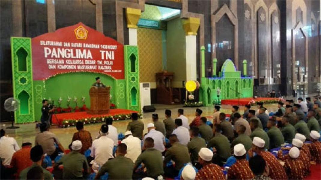 Panglima TNI Sebut Prajurit TNI Harus Dekat Dengan Rakyat