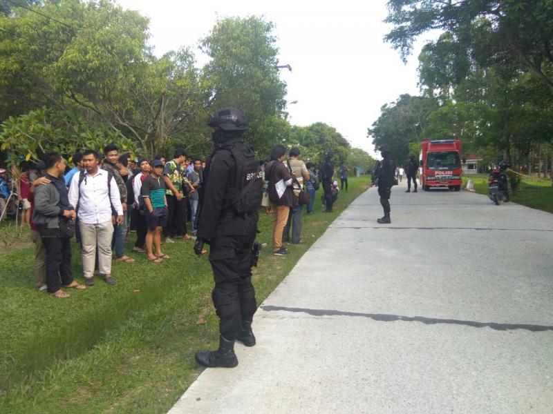 Alumni Universitas Riau Numpang Tidur dan Rakit Bom Dalam Kampus Unri