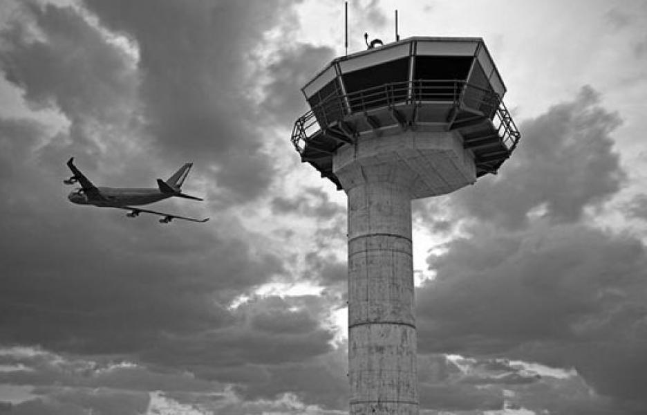 BMKG Batam Keluarkan Peringatan Cuaca Buruk Bagi Transportasi Laut & Udara