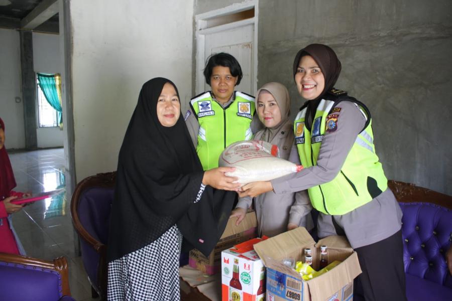 Jelang HUT Bhayangkara Ke 72, Polantas Anjangsana Ke Panti Asuhan