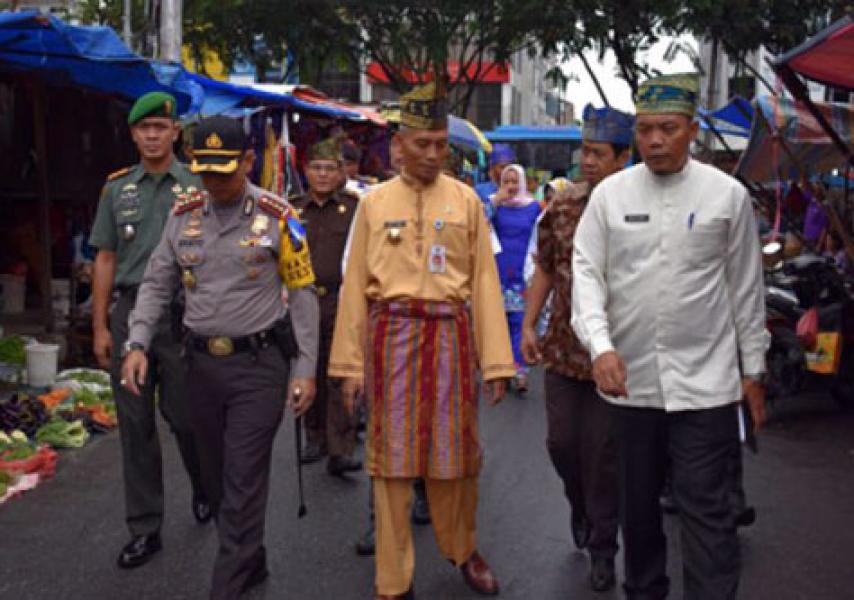 Kapolresta bersama Plt Walikota Pekanbaru Pantau Pos Pam Ops Ketupat Muara Takus 2018