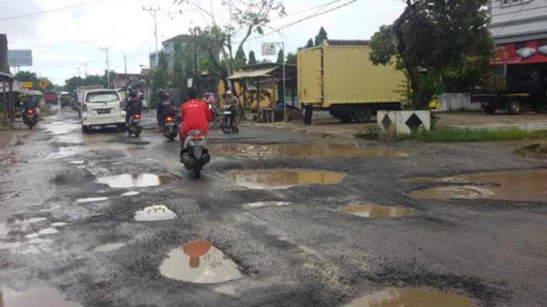 Dewan Tawarkan Solusi Perawatan Jalan ke Pemprov Riau