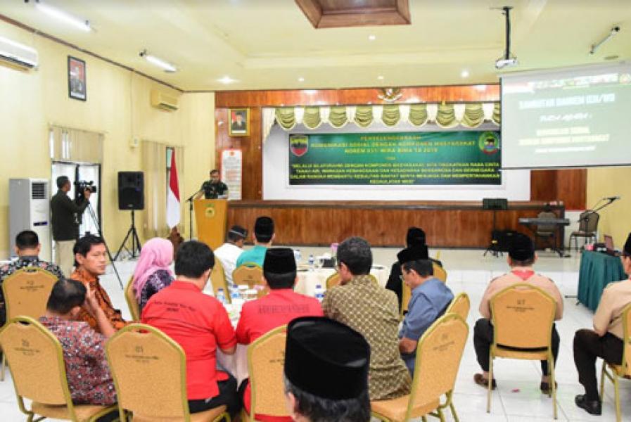 Komsos Mengkokohkan Sendi-Sendi Persatuan Dan Kesatuan Dalam  Kehidupan Bermasyarakat
