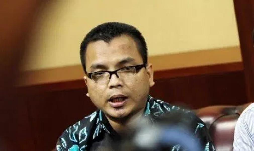 Kubu Prabowo Persoalkan Jabatan Ma�ruf Amin di 2 Bank BUMN, Ini Kata Denny Indrayana