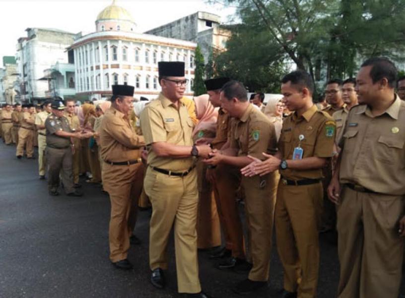 Pimpin Apel Pasca Lebaran 1440 H, Bupati Suyatno : Tingkatkan kinerja 