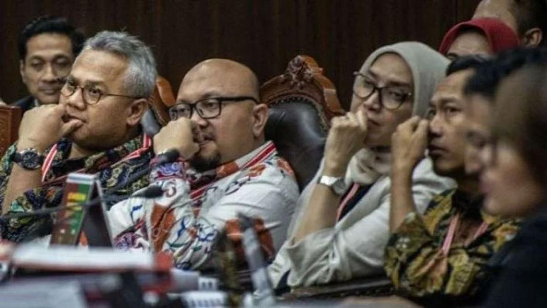 Sidang Ditutup Tengah Malam, Majelis Hakim MK Langsung Rapat