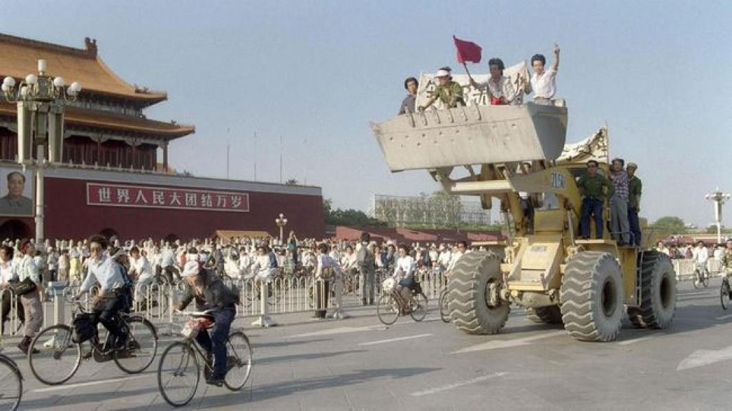 Tiga Dekade Tiananmen, Kala Tank Tentara Gilas Asa Reformasi