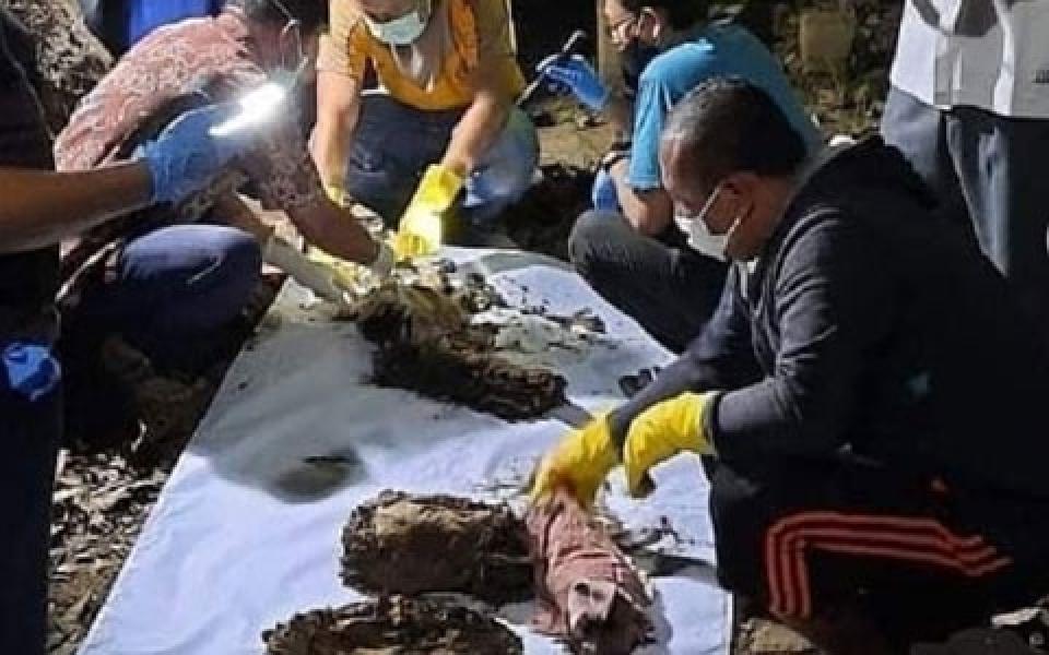 9 Bungkusan Kain Kafan Berisi Foto Perempuan hingga Jarum Hebohkan Warga Kudus