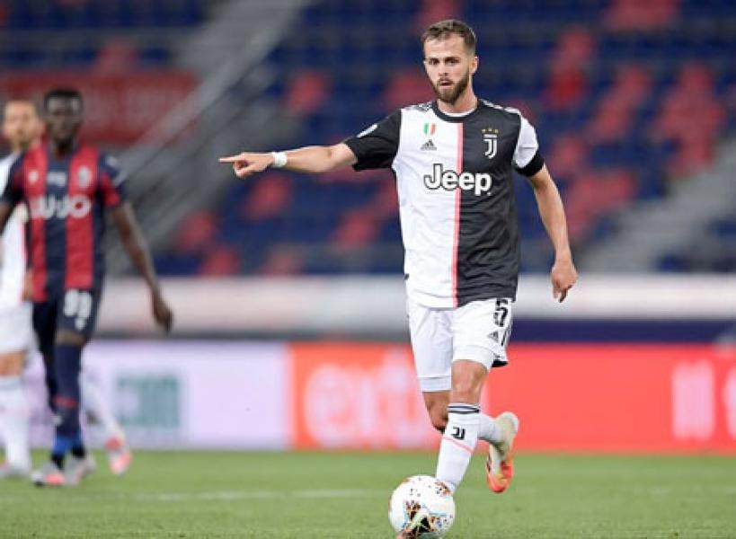 Barcelona Umumkan Pembelian Miralem Pjanic dari Juventus