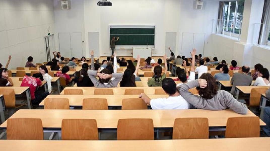 Besaran Biaya Kuliah Tiap Jurusan di Universitas