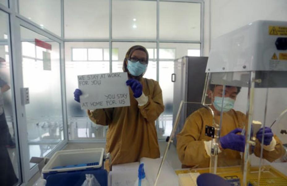 Gubernur Riau Targetkan 15.000 Tes PCR Perbulan