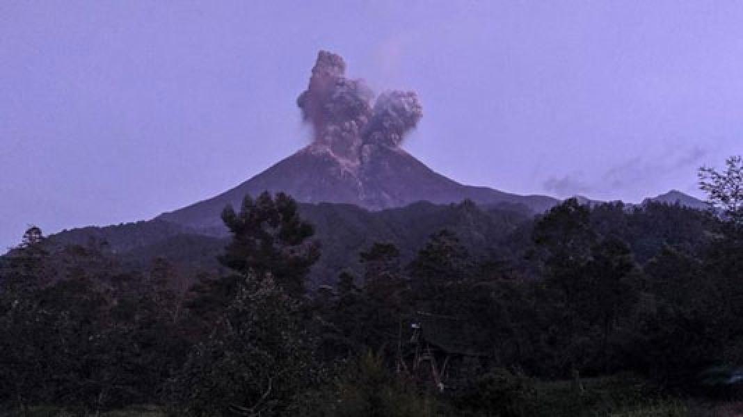 Gunung Merapi Alami Peningkatan Kegempaan Sebelum Erupsi