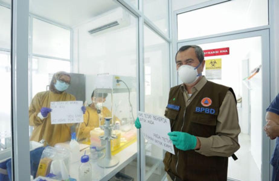 Hari ini, Laboratorium Biomolekuler RSUD Arifin Achmad Periksa 563 Sampel