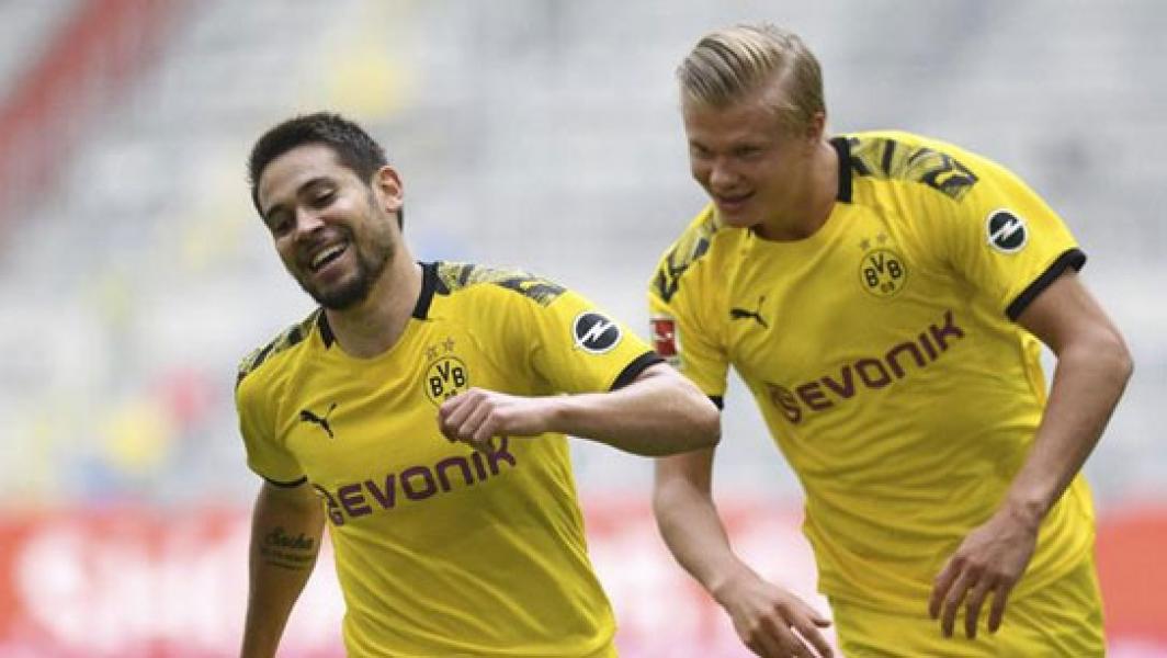 Hasil Bundesliga: Haaland Bawa Dortmund Menang