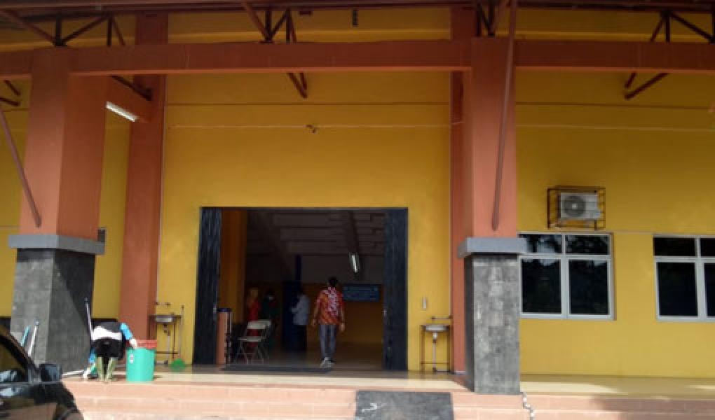 Hasil Swab 2 Warga Dari Bunut dan Teluk Meranti Negatif, 1 Warga Ukui Masih Diisolasi di GOR Tengku Pangeran 