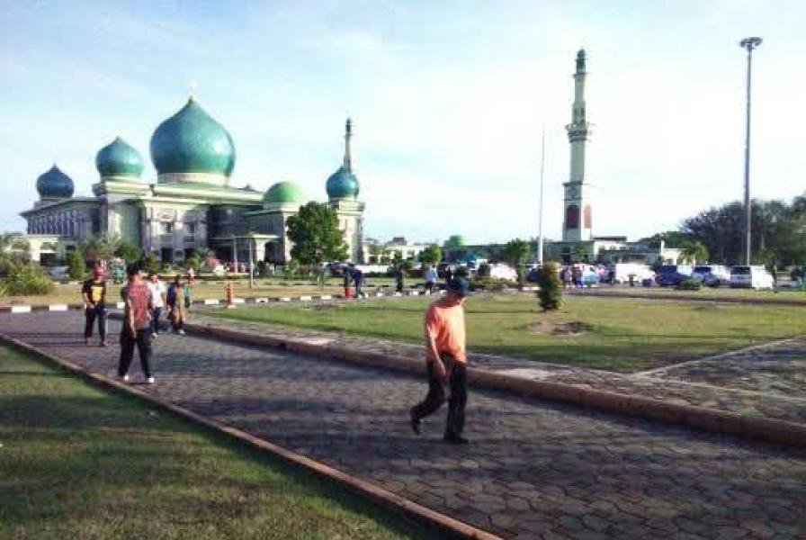 Jadikan Masjid An Nur Sebagai Wisata Religi, Gubri Minta Aktivitas Olahraga Dipindahkan