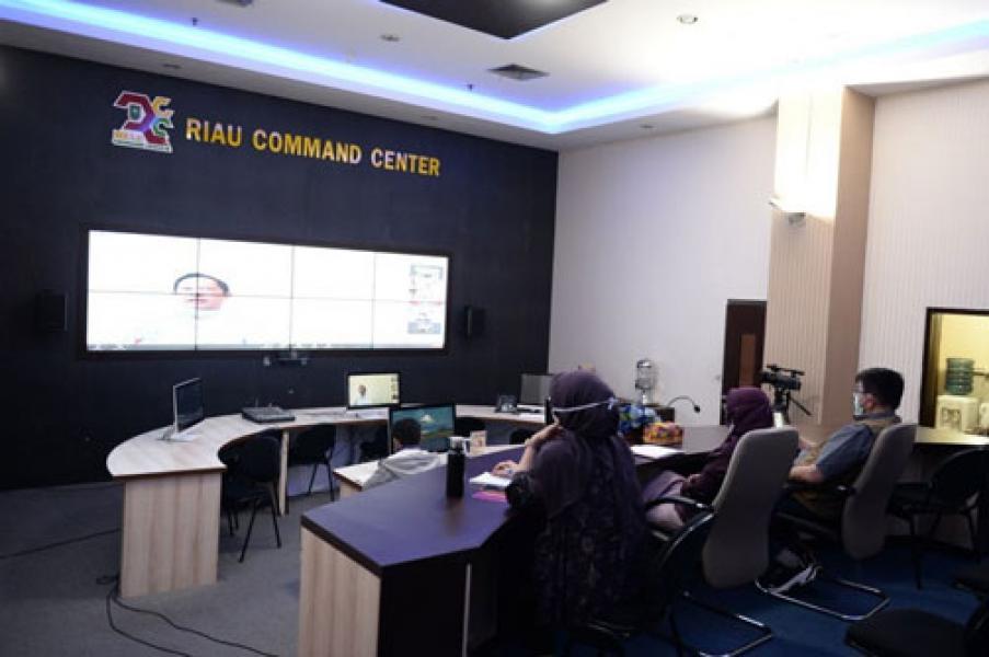 Kadinkes Provinsi Riau Ikuti Vidcon Bersama Ketua Gugus Tugas Covid-19 Pusat
