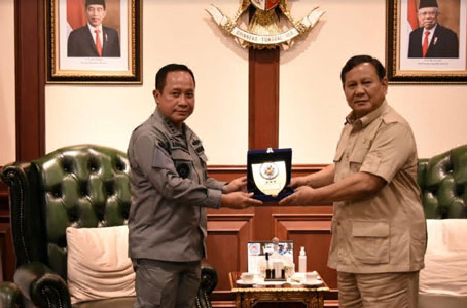 Kepala Bakamla RI Courtesy Call Kepada Menhan Prabowo Subianto