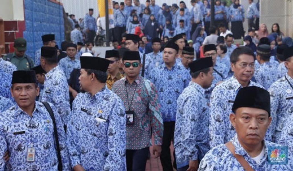 Maaf yah! `Hilal` Gaji ke-13 PNS Belum Kelihatan Nih
