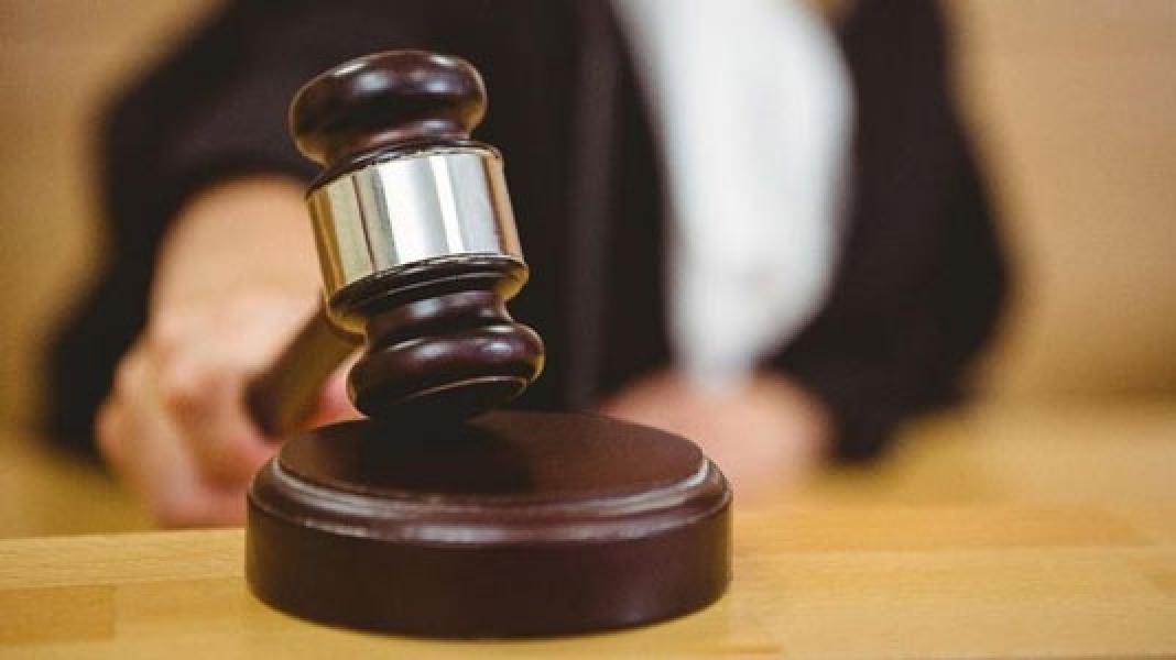 Masih Buron, Honggo Divonis 16 Tahun Bui di Kasus Kondensat