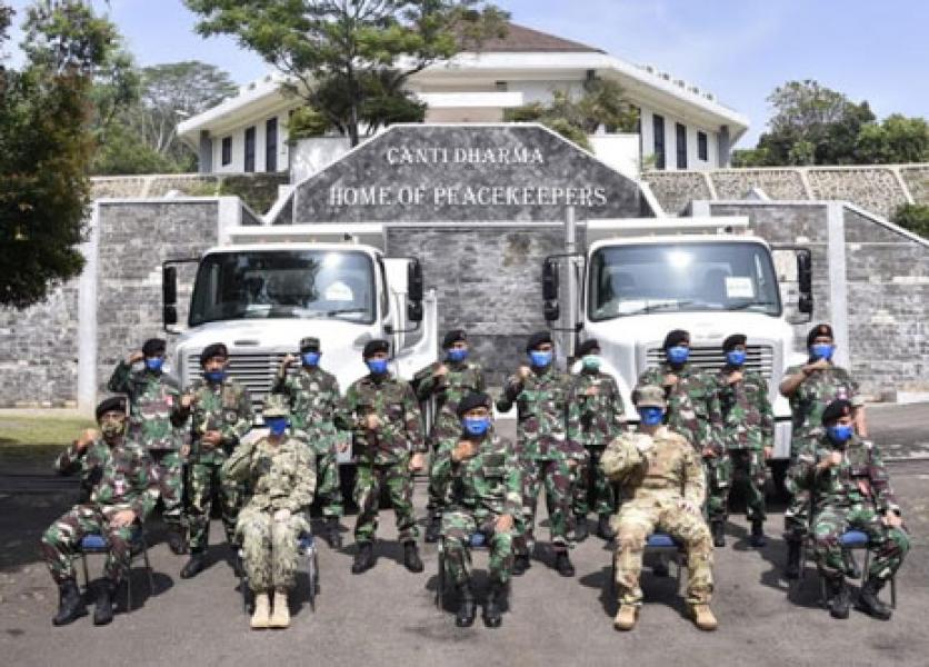 PMPP TNI Terima Hibah Dumptruck dari Pemerintah Amerika