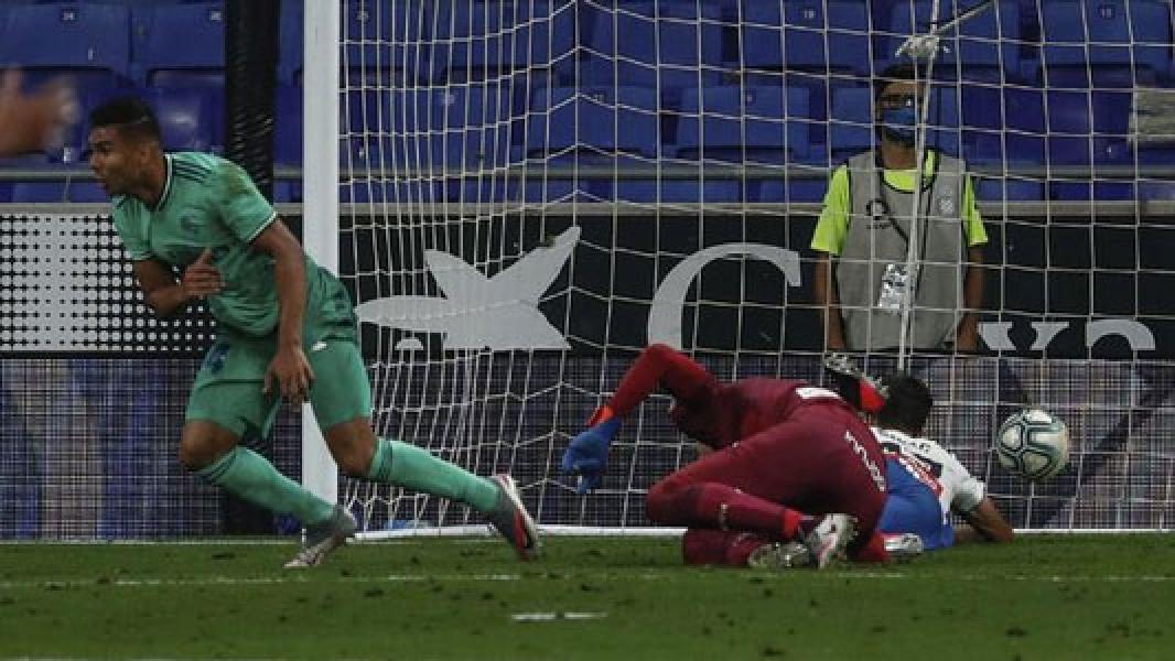Posisi Anjlok, Barcelona Beri Jalan Madrid Juara Liga Spanyol