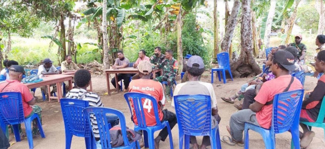 Satgas Pamtas Yonif 125/Simbisa Hadiri Rapat Penyediaan Pompa Air Bersih