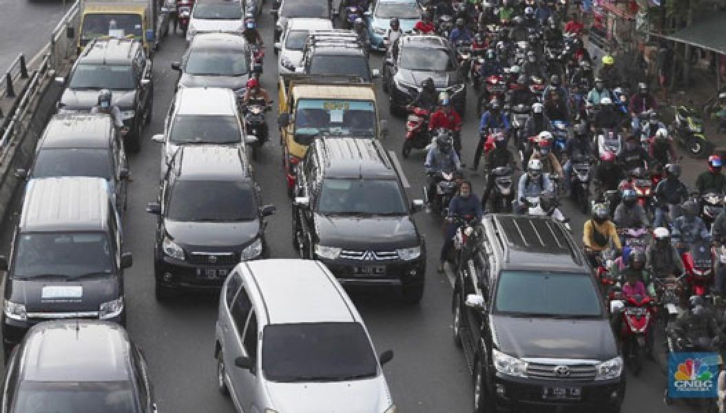 Sekarang Pergi Sekeluarga Pakai Mobil Pribadi Boleh Isi Full