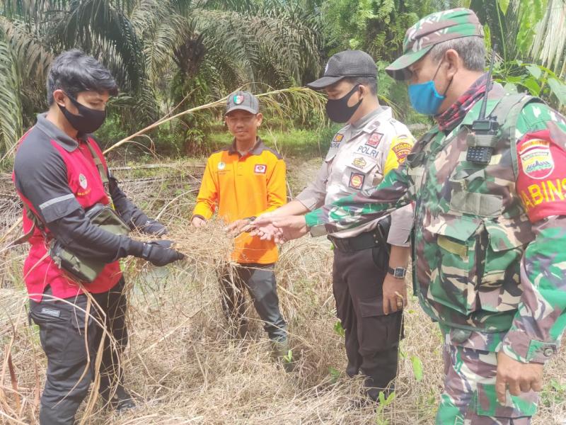 Sinergitas TNI/Polri dan Mangala Agni Sosialisasi dan Patroli Cegah Karhutla