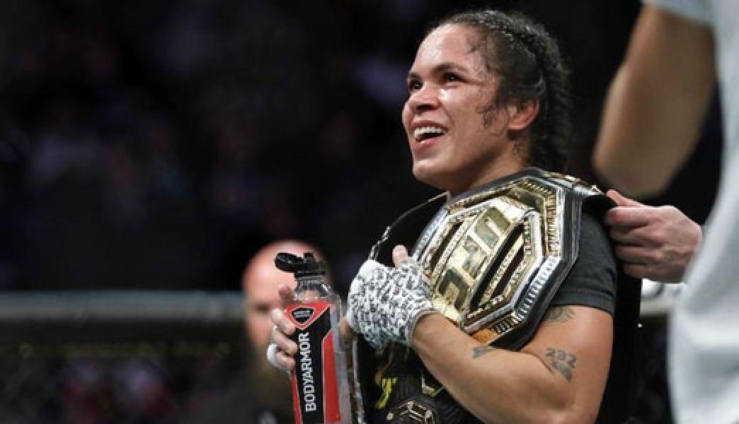 Terlalu Dominan, Nunes Pertimbangkan Pensiun dari UFC